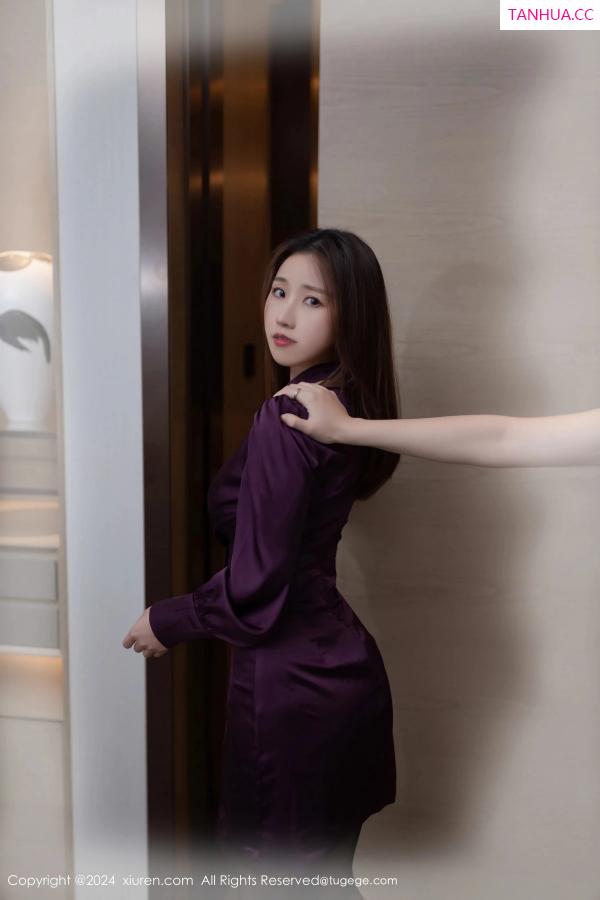   [XiuRen]高清写真图 2024.03.20 No.8264 杏子Yada 剧情主题第27张图片